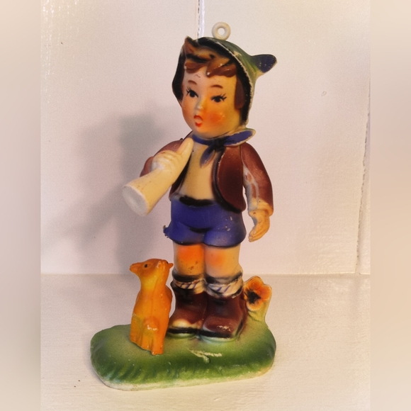 Hong Kong Hummel Style Plastic Figurines / Hanging Ornaments  (6)  Circa 1960s - Picture 4 of 8
